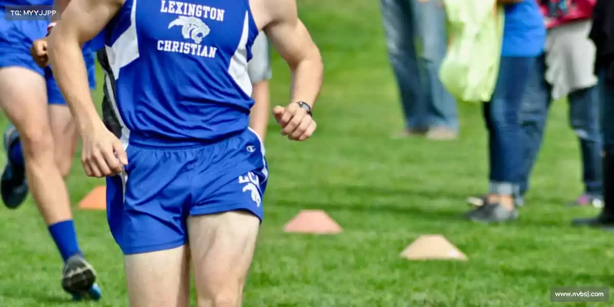 <strong>bsports官网红标</strong>🎾挥动球拍，让每一次击球都成为热血的呐喊！